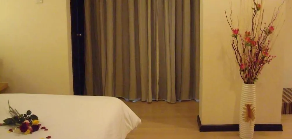 De' Garden Hotel, Butterworth Hotel
